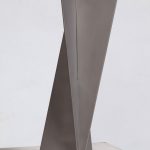 Sem Título, Escultura em aço inox, jateado, 44 x 18,5 x 18,5 cm, 1989 / 2014