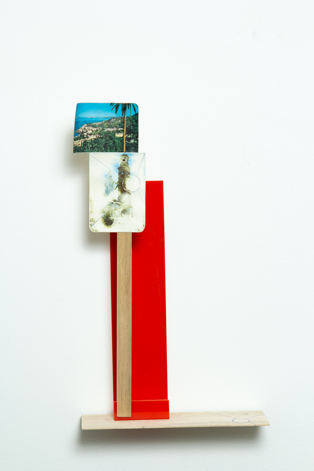 Gê Orthof, Máquinas mínimas, Casamicciola panorama, Acrílico, postais, balsa e bic. Desenho assemblage, 63 x 21 x 6 cm, 2018