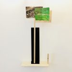 Gê Orthof, Máquinas mínimas, Mekong, Acrílico, postais, balsa, porcelana, desenho-assemblage, 52 x 25 x 9 cm, 2018