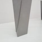 Sérvulo Esmeraldo, Sem Título, Escultura em chapa de aço, jateado, 37 x 16,5 x 10 cm, 2014