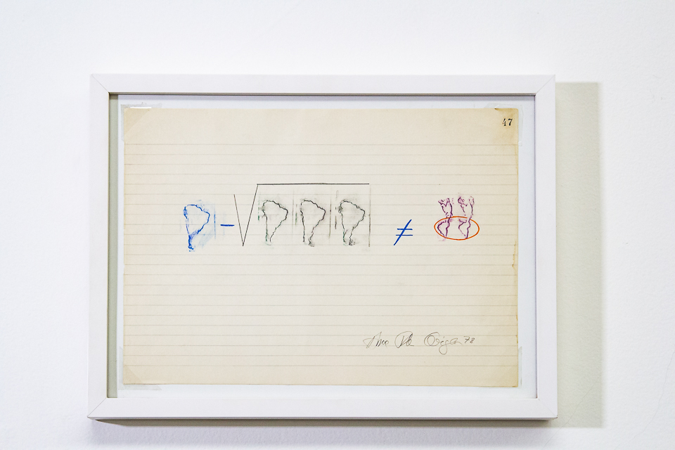 Equação, Frottage, Grafite e lápis de cor sobre folha de caderno, 22 x 32 cm, 1978.